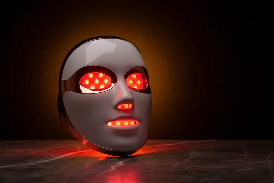 LED gezichtsmasker thuis gebruiken: zo doe je het goed Kenza Beauty Lab